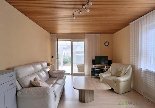 Sofa Sessel und TV