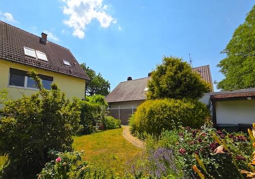 Gartenbereich vor dem Haus