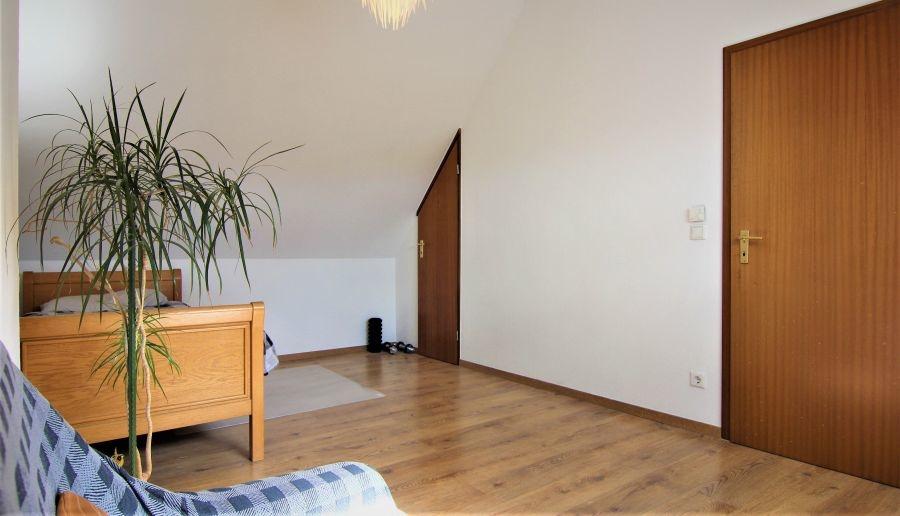 kl. Schlafzimmer_2