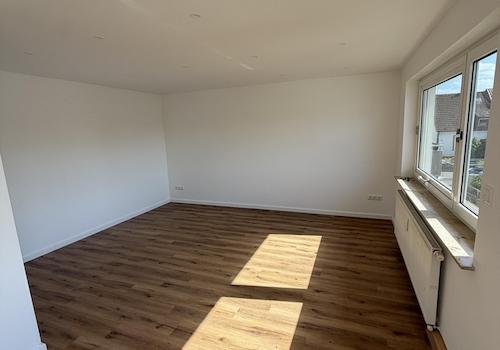 Wohn-Esszimmer m offener Küche