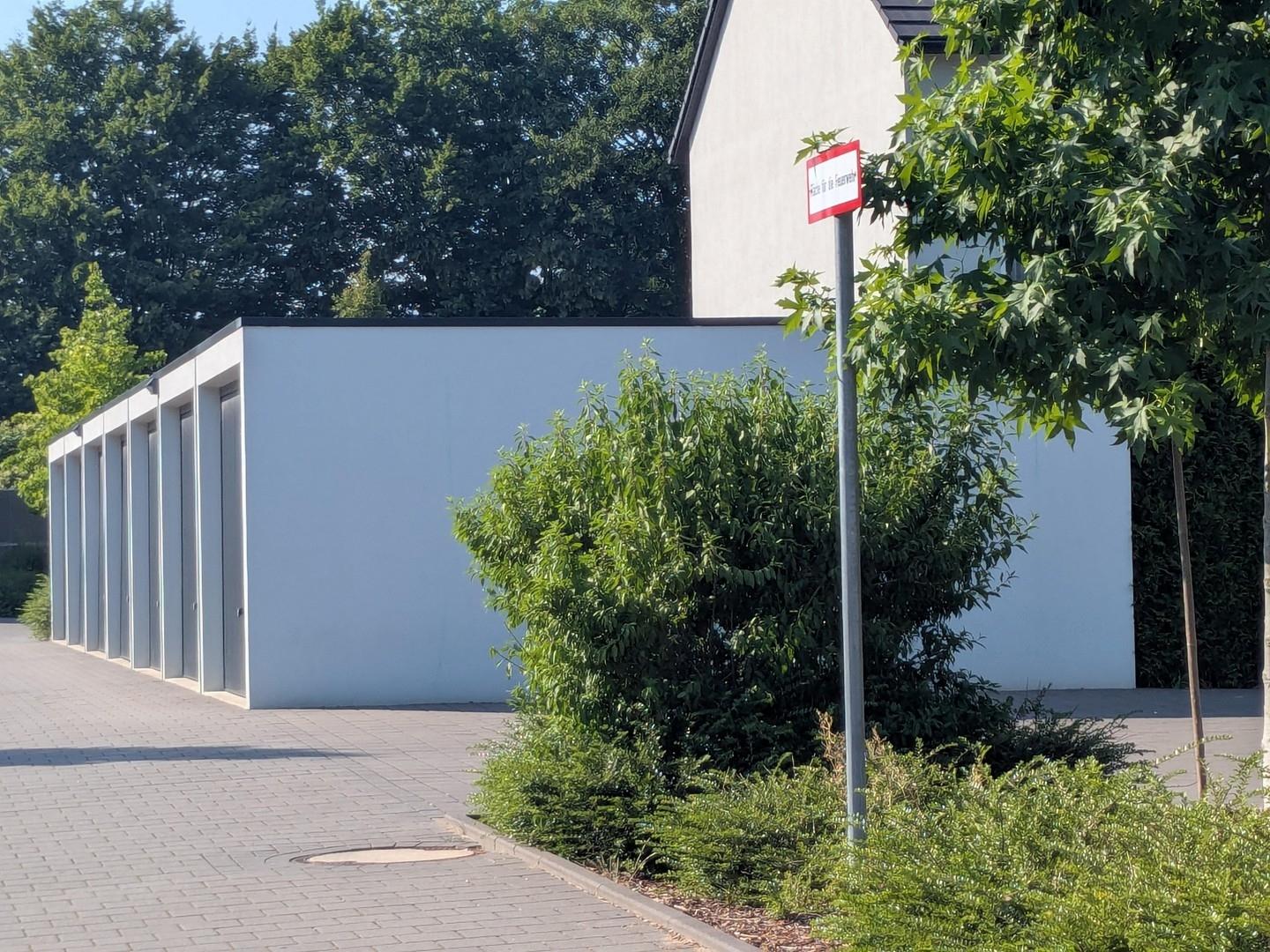 Garage (2) 