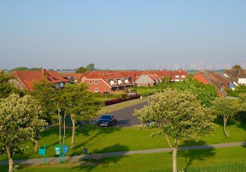 Blick vom Deich zur Wohnung