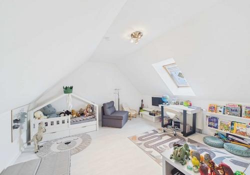 Kinderzimmer/Schlafzimmer