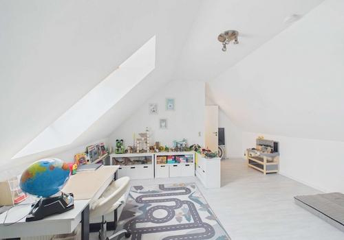 Kinderzimmer/Schlafzimmer