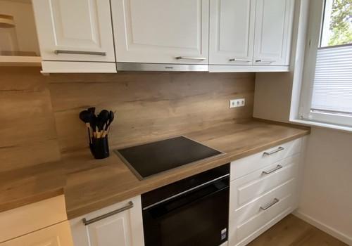 Induktionsherd und Backofen