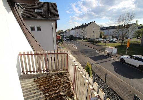 DG Balkon Straßenseite