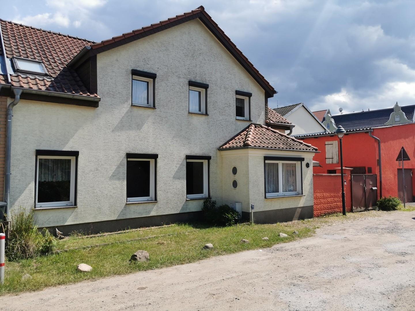 Strraßenansicht