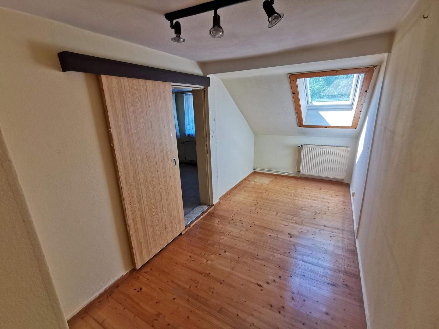 Zimmer 2 OG