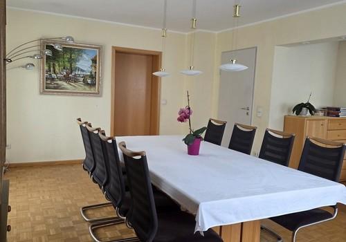 Wohn- und Esszimmer Bild 3