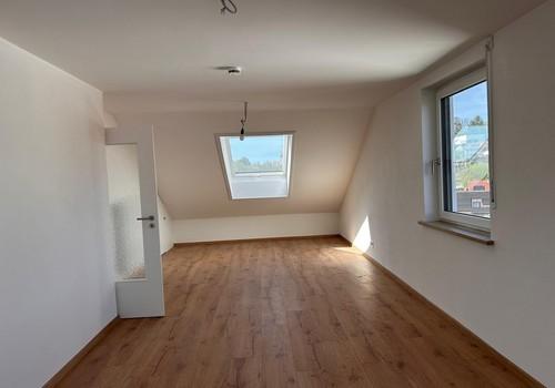 Großes Zimmer DG (Ri. Burg)