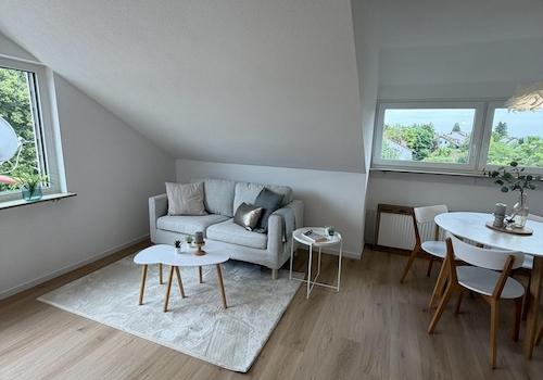 Wohnzimmer mit Essbereich