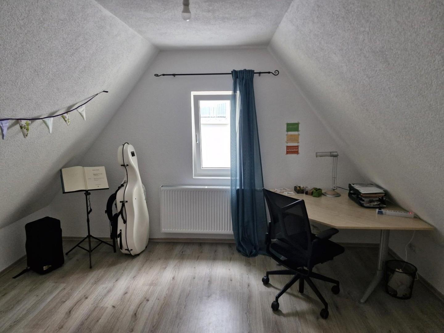 Zimmer links