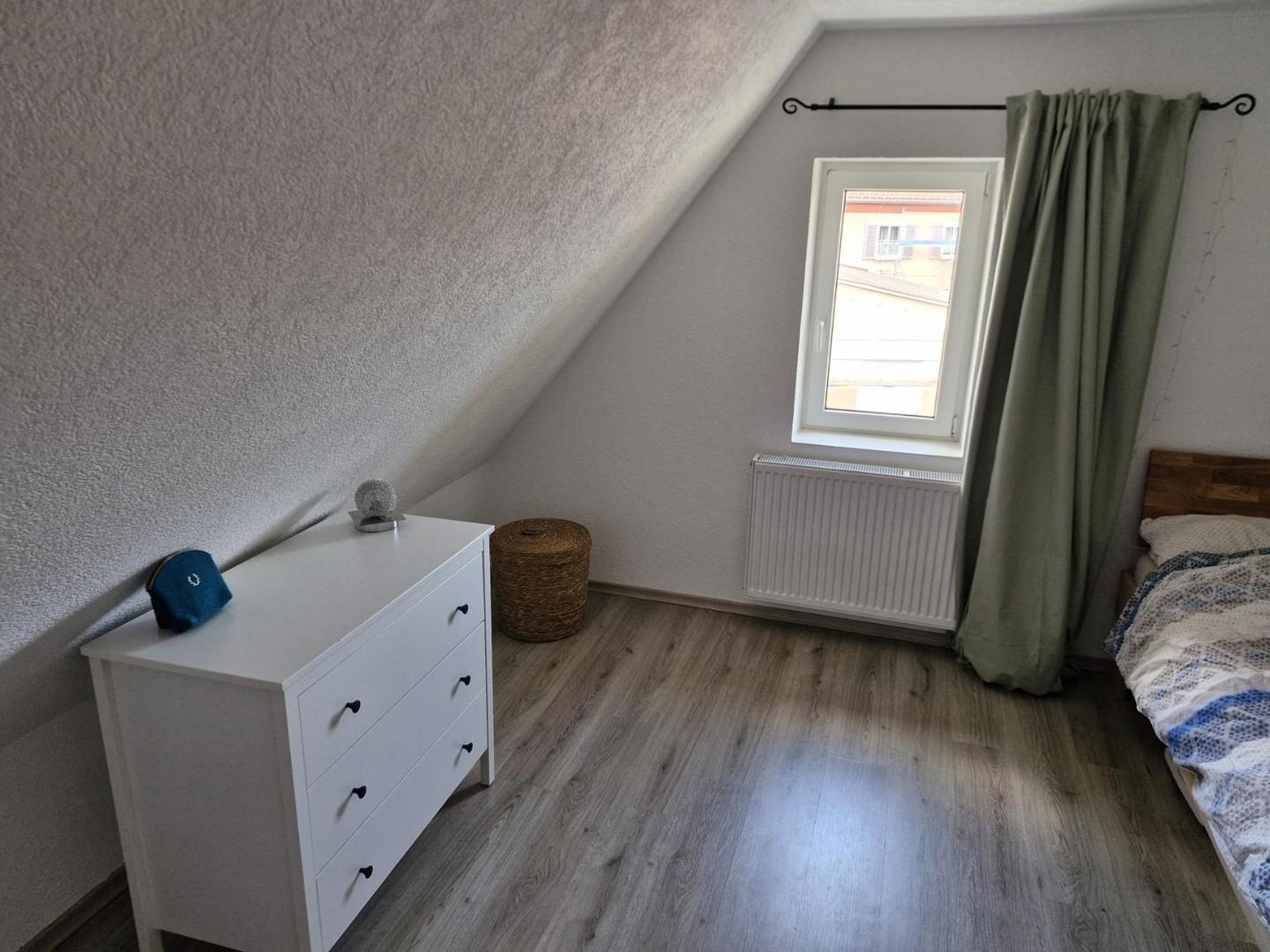 Zimmer rechts