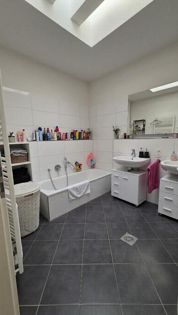 Bad / Badewanne