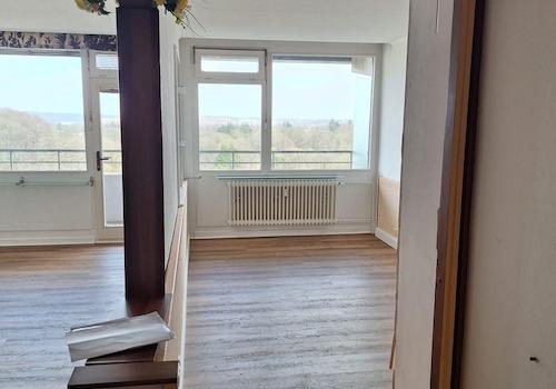 Blick v. Flur in die beiden Zi
