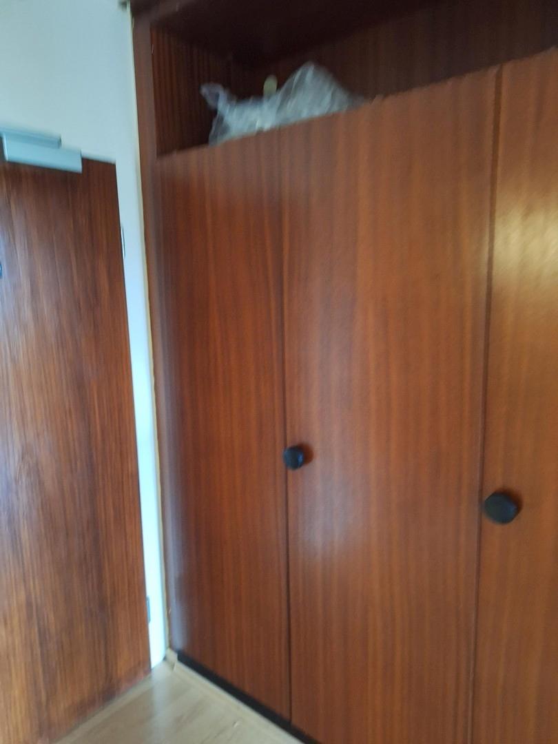Wandschrank im Flur