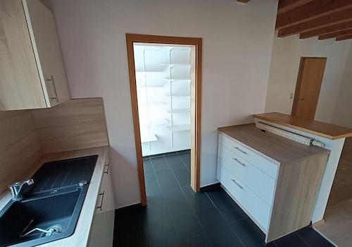 Küche und Speisekammer