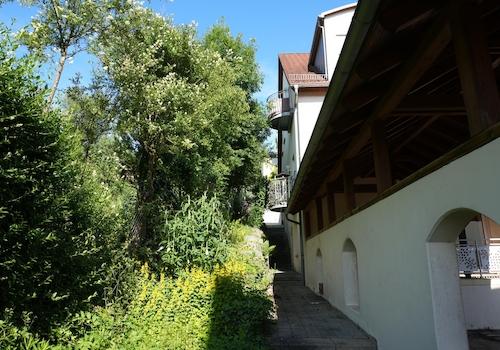 Seitlicher Aufgang