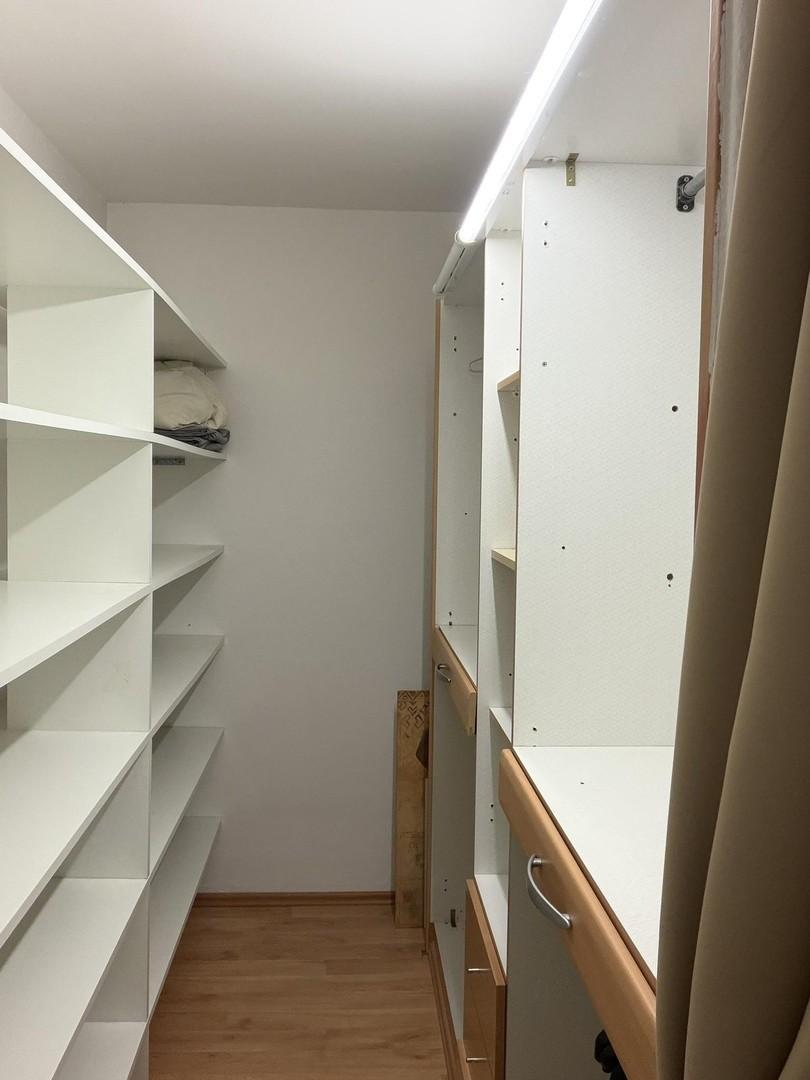 11_Schlafz._begehbarer Schrank