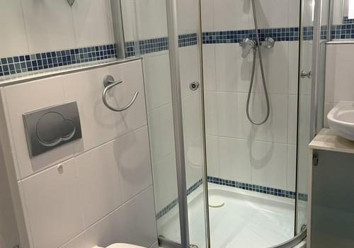 12_Bad oben
