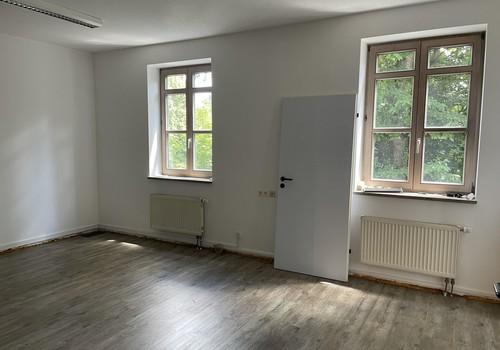 Wohnzimmer mit neuem Parkett
