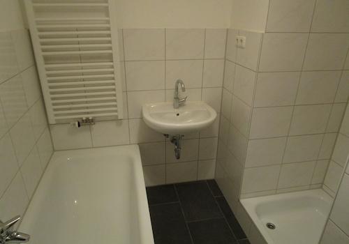 Badewanne, Dusche