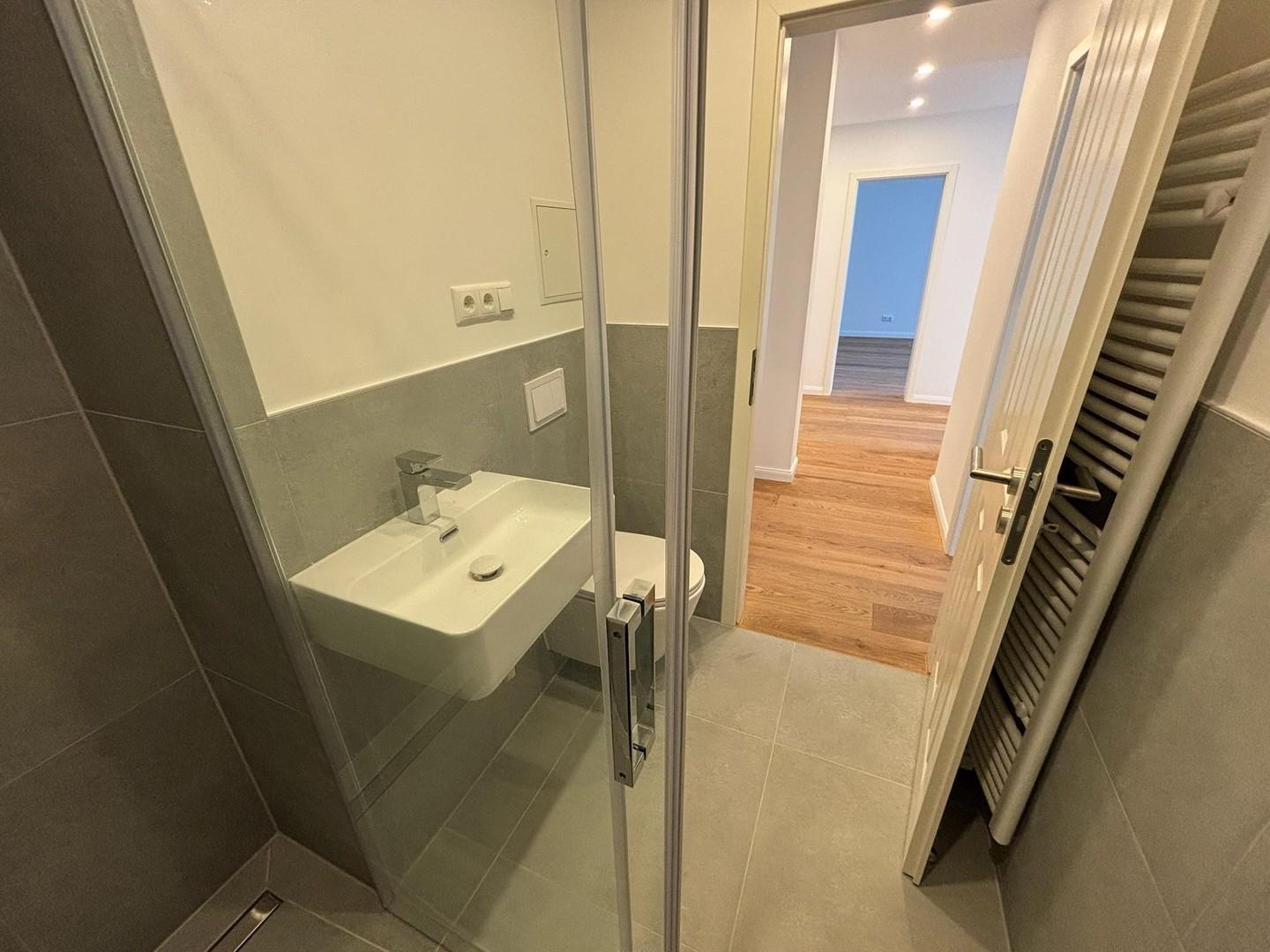 Badezimmer (Foto 1)