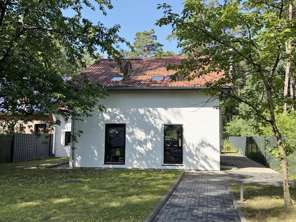 Straßenansicht