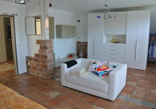 Schlafzimmer 1