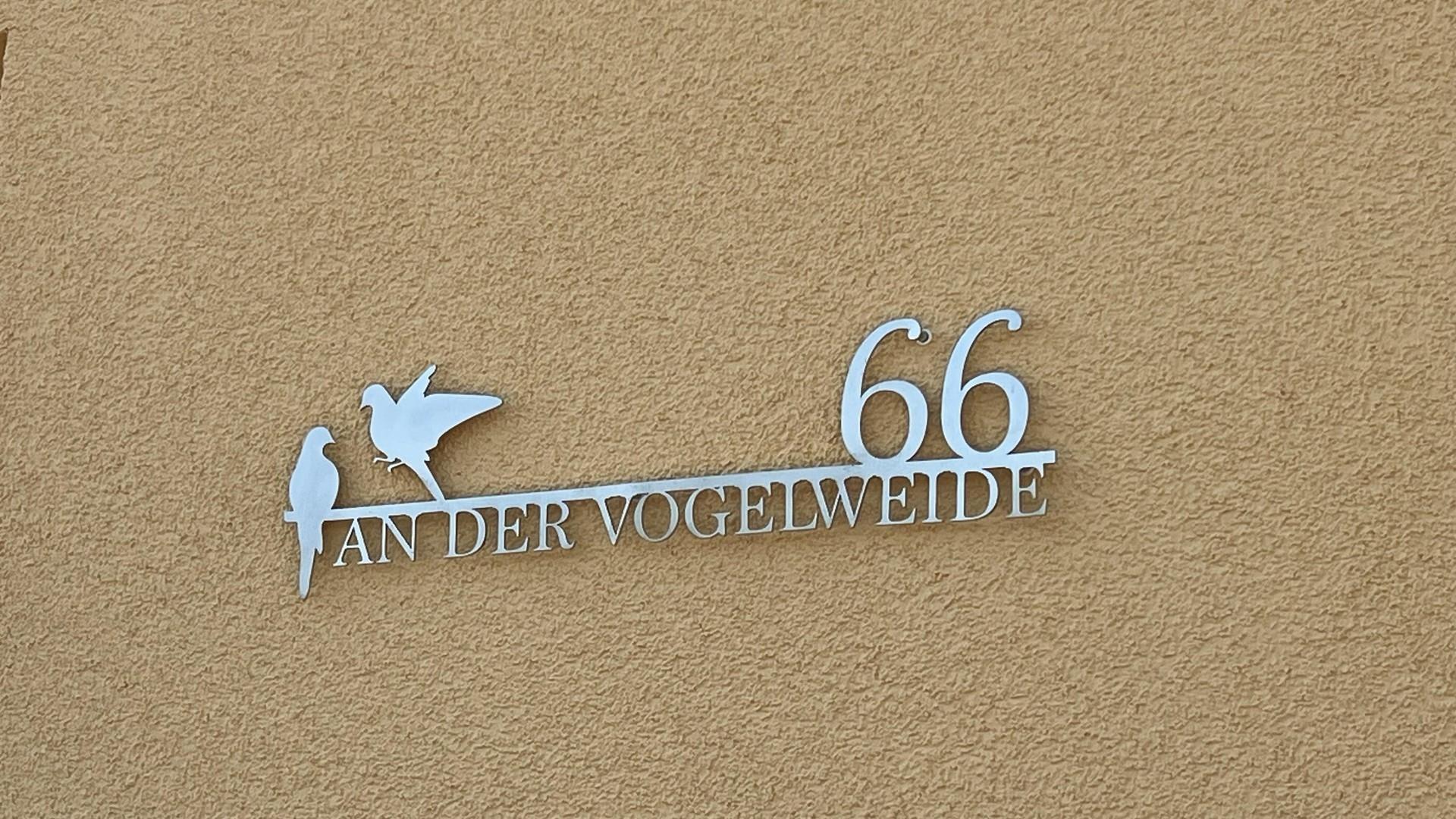 An der Vogelweide 66