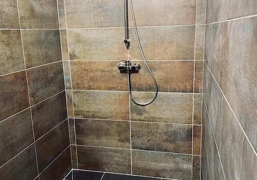 Dusche EG