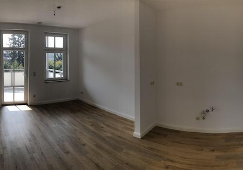 Wohnzimmer mit Kochnische