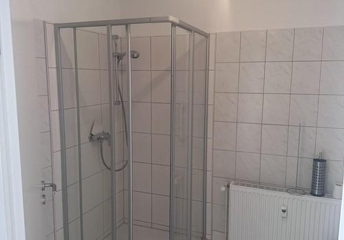 Innenliegendes Dusch-Bad