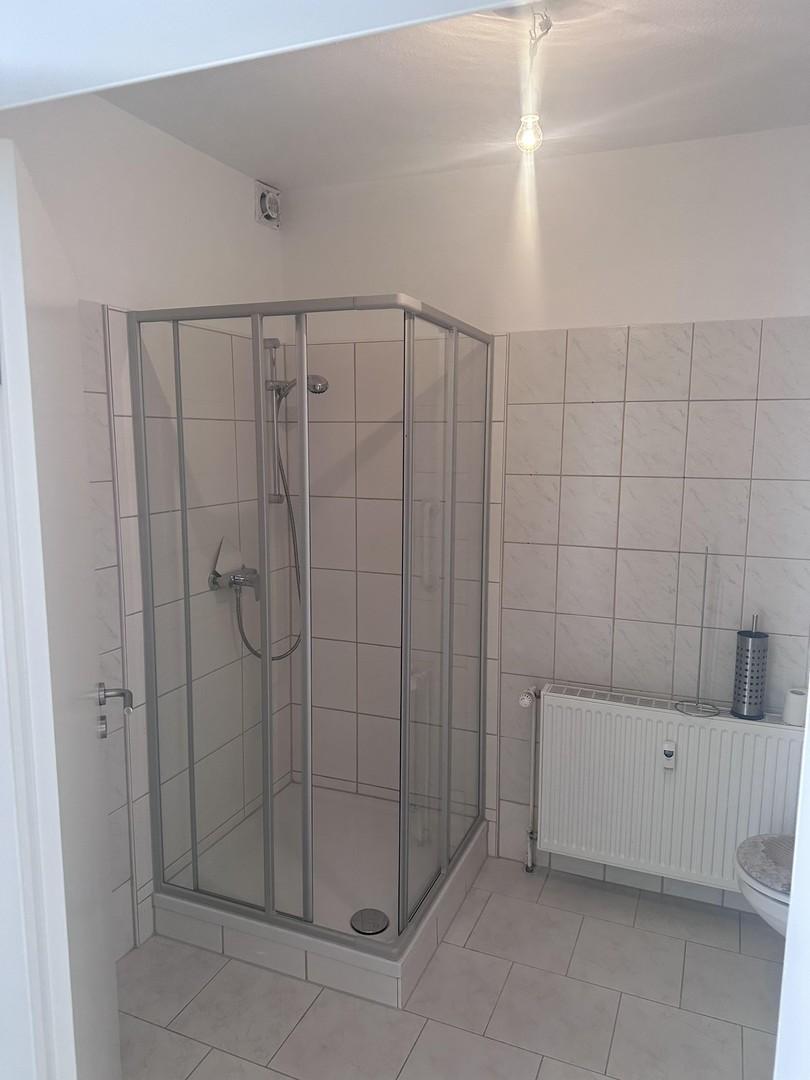 Innenliegendes Dusch-Bad