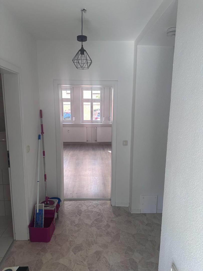 Vom Flur zum Wohnzimmer