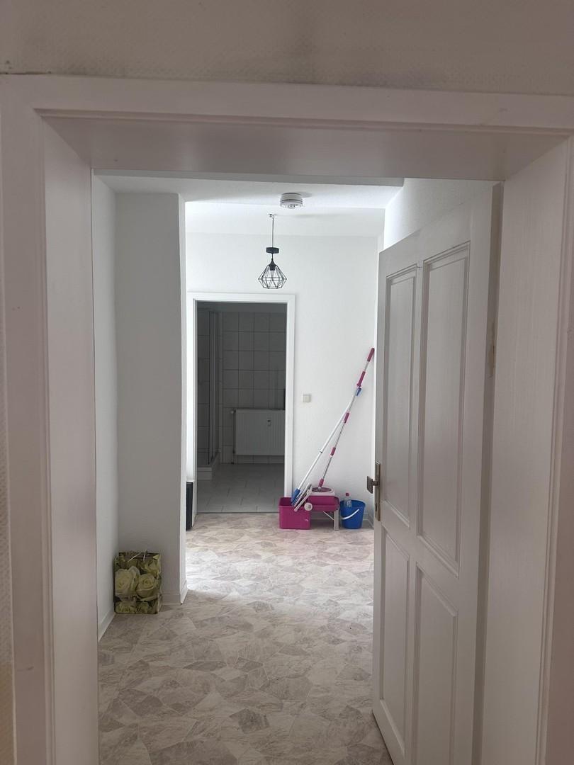 Aus dem Flur in die Wohnung