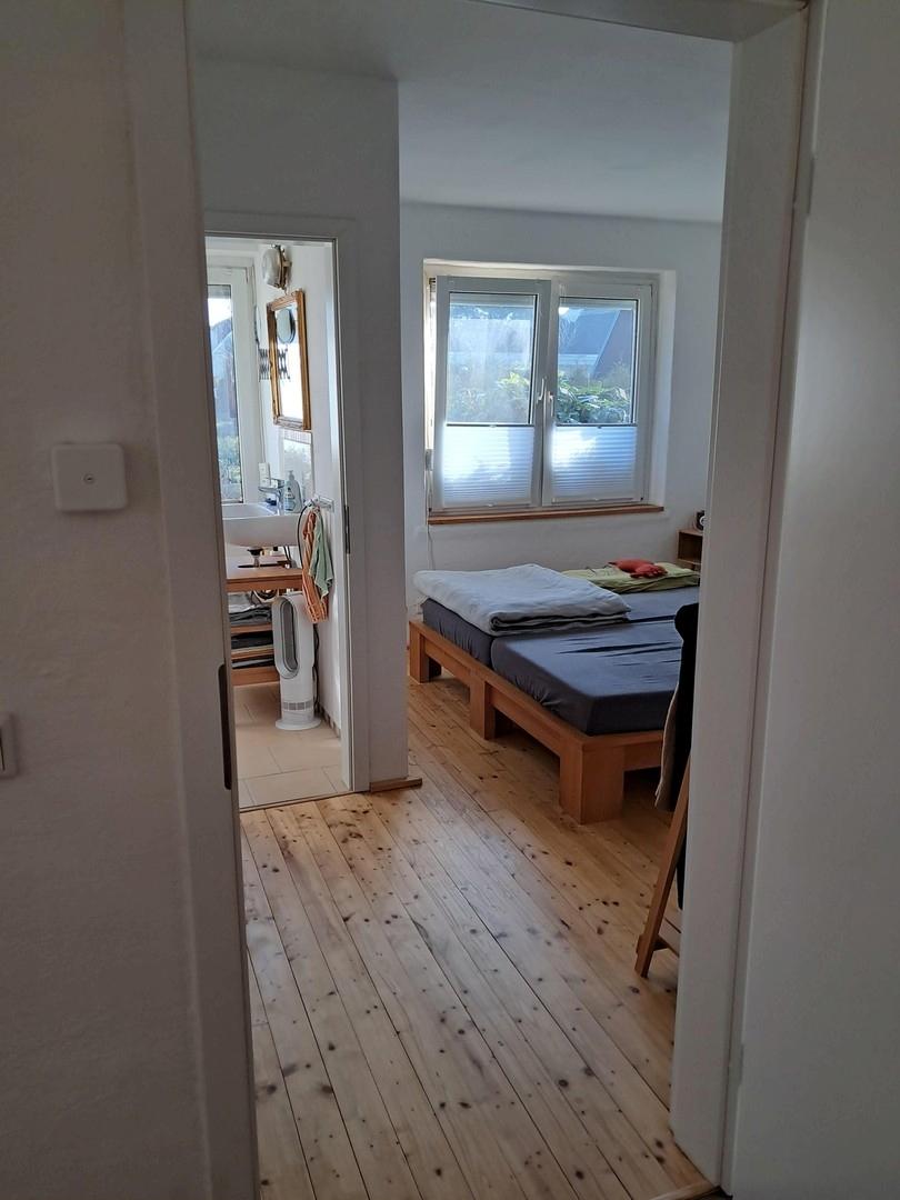 Sicht Schlafzimmer mit Badzuga