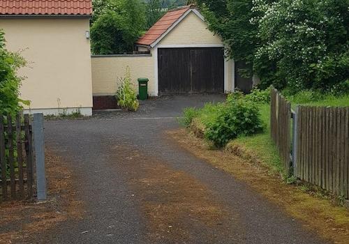 Zufahrt Garage