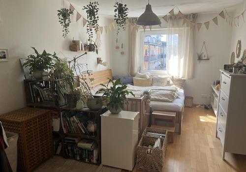 Schlafzimmer 1