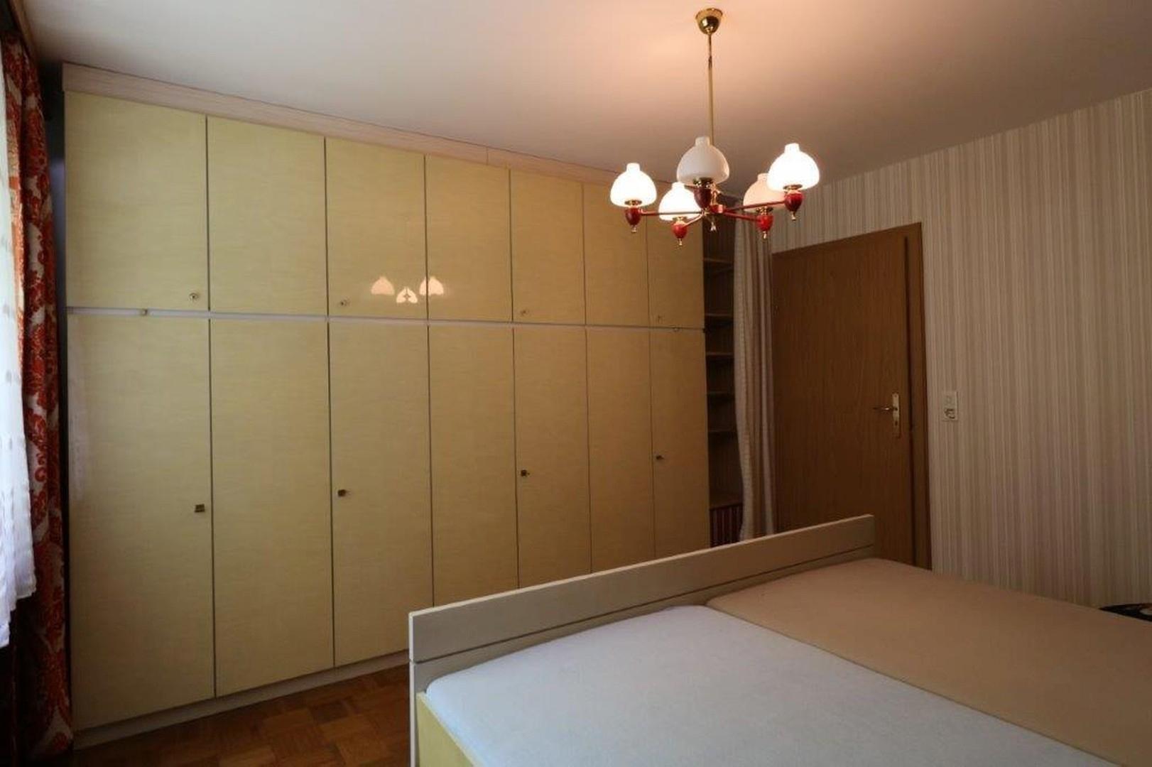 Schlafzimmer EG 1-1 