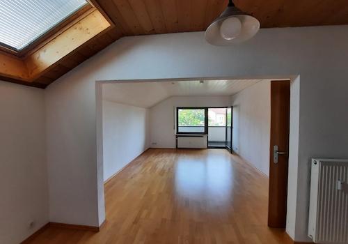 Wohnzimmer mit Küche