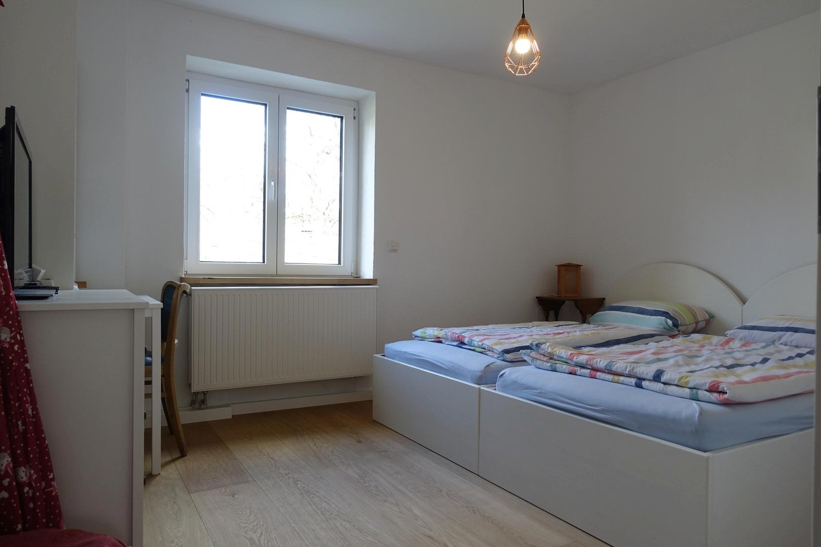 Zimmer 1 EG