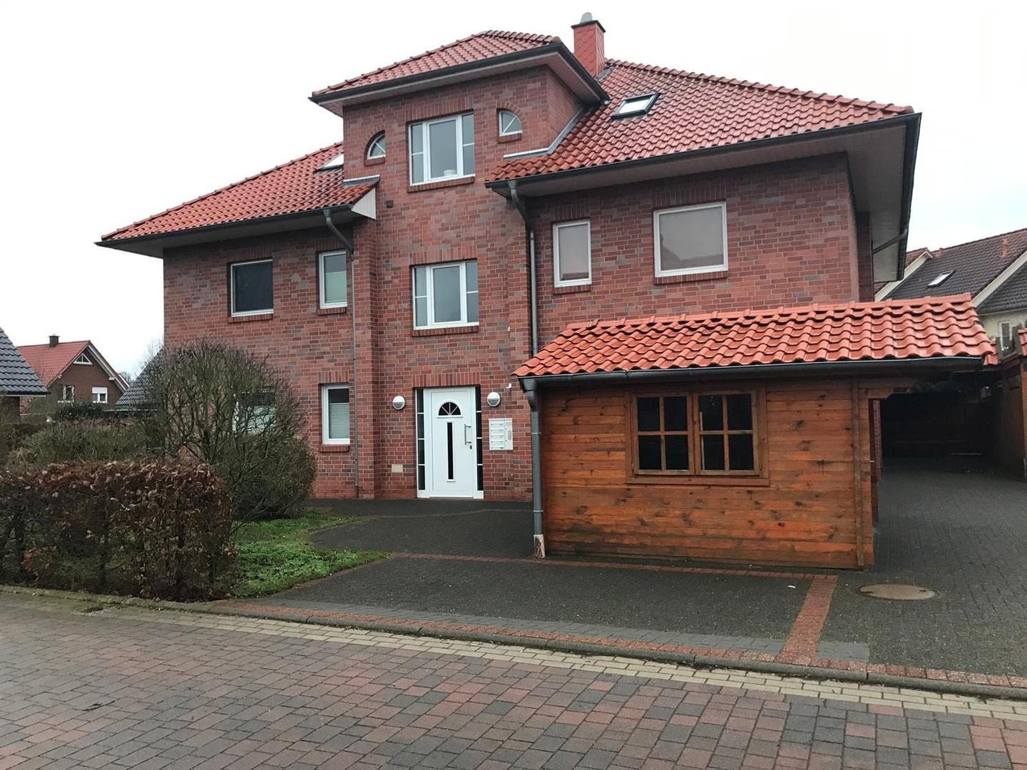 Haus (Fahrradschuppen, rechts)