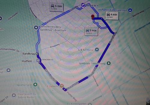 Bahnhof in 2 km (4 Min.)
