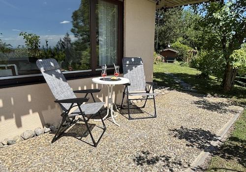 Die Terrasse im Grünen