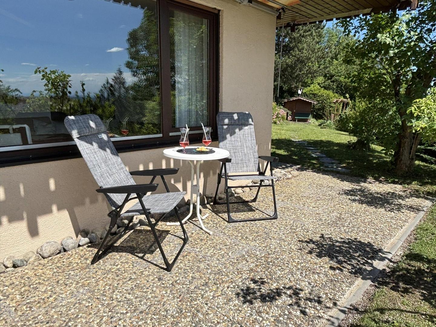 Die Terrasse im Grünen