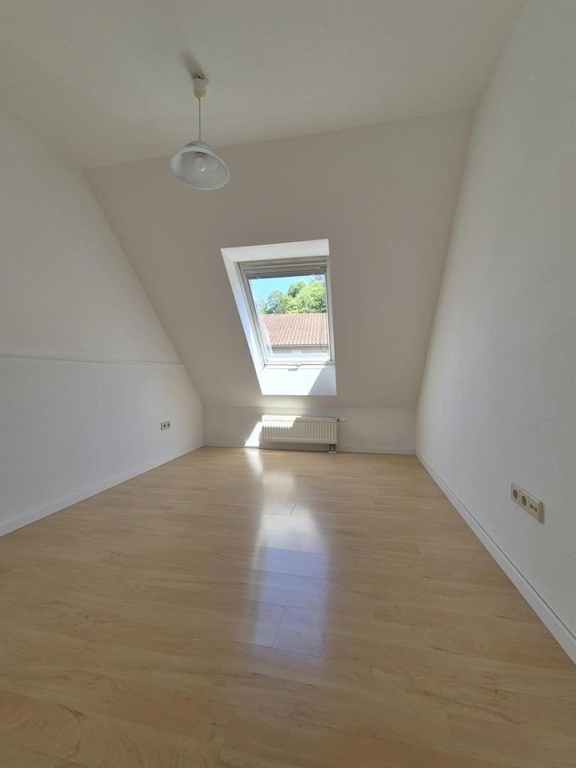Arbeits oder Schlafzimmer