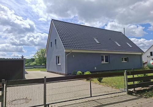 Hausnebenansicht