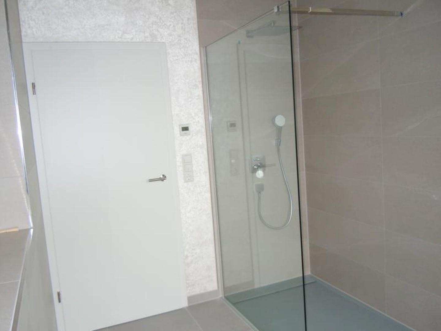Dusche