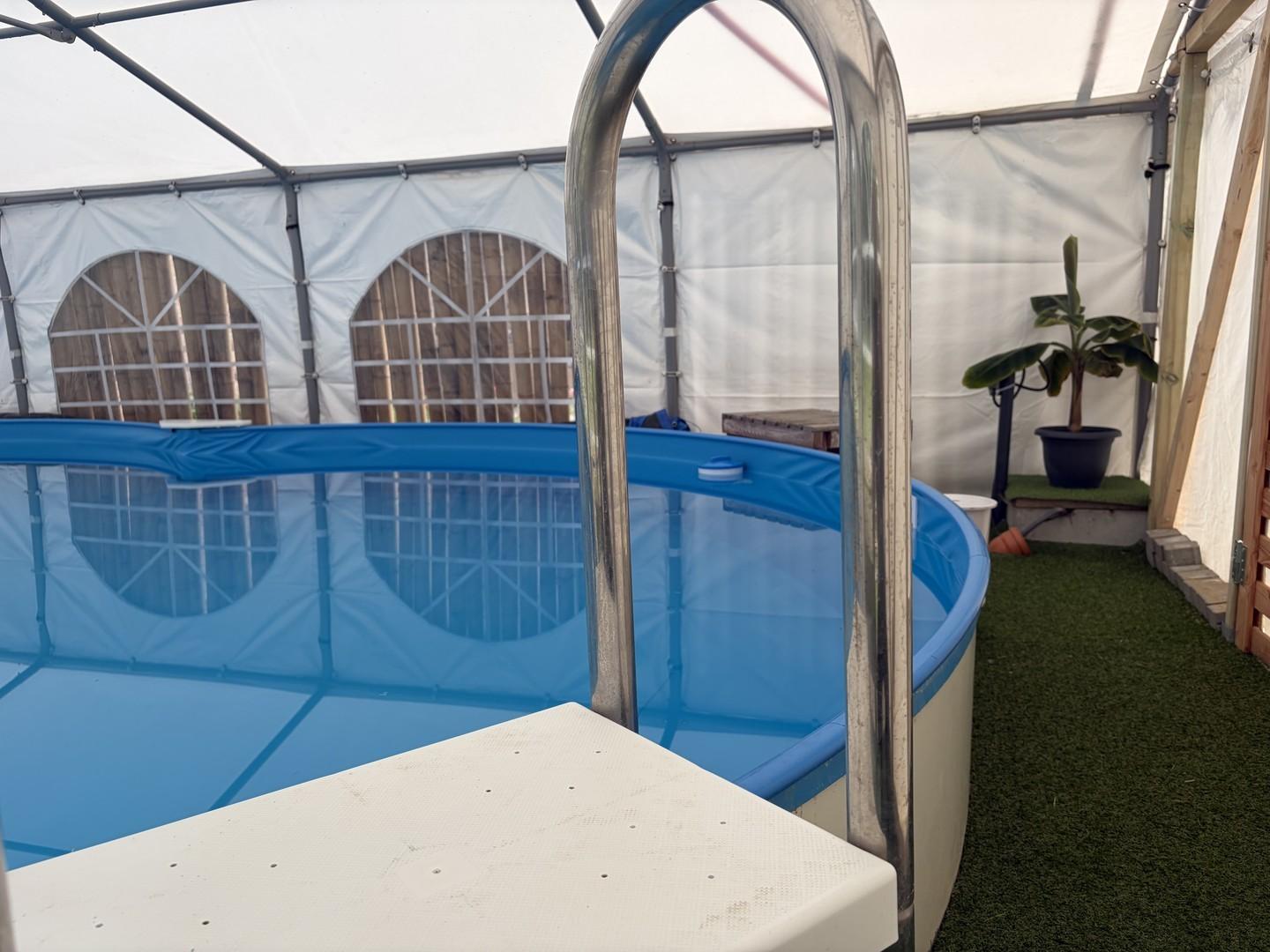 Salzwasserpool